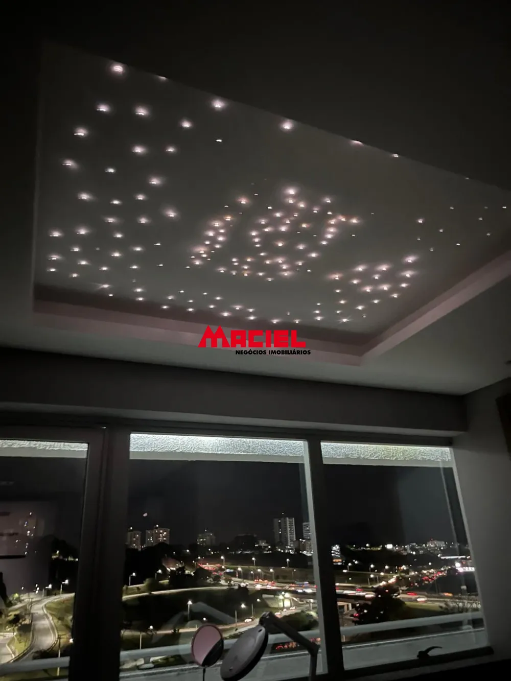 Alugar Comercial / Sala em S&atilde;o Jos&eacute; dos Campos R$ 5.810,00 - Foto 4