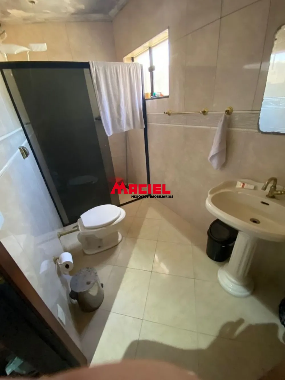 Comprar Casa / Condom&iacute;nio em Taubat&eacute; R$ 1.050.000,00 - Foto 4