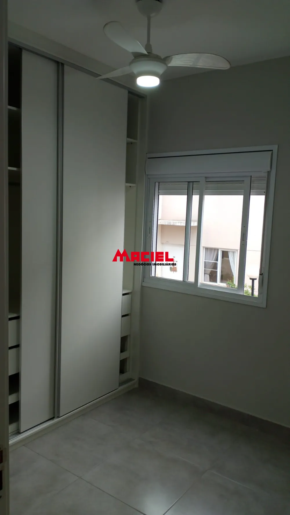 Alugar Casa / Sobrado em S&atilde;o Jos&eacute; dos Campos R$ 2.200,00 - Foto 5