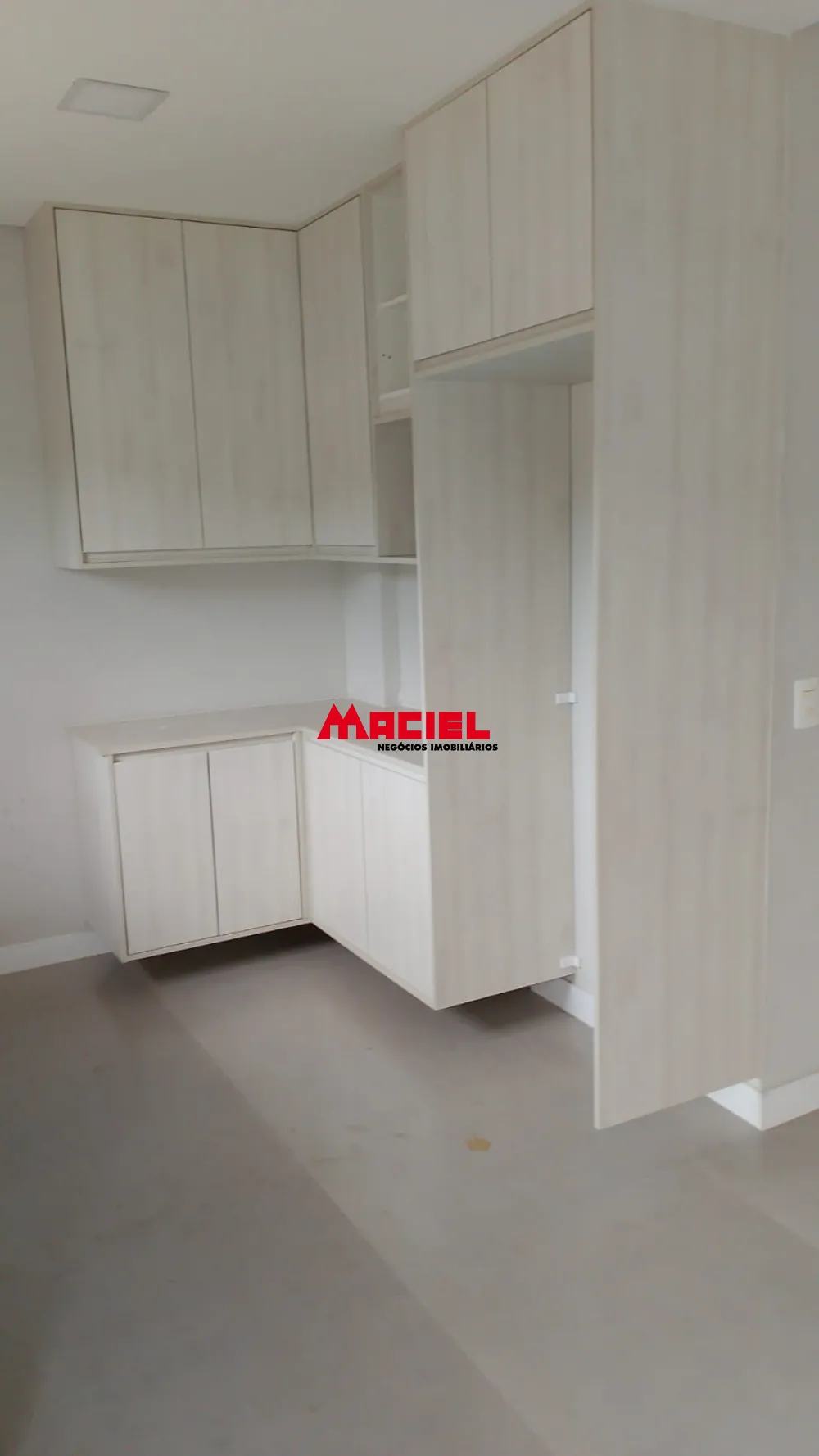 Alugar Casa / Sobrado em S&atilde;o Jos&eacute; dos Campos R$ 2.200,00 - Foto 15