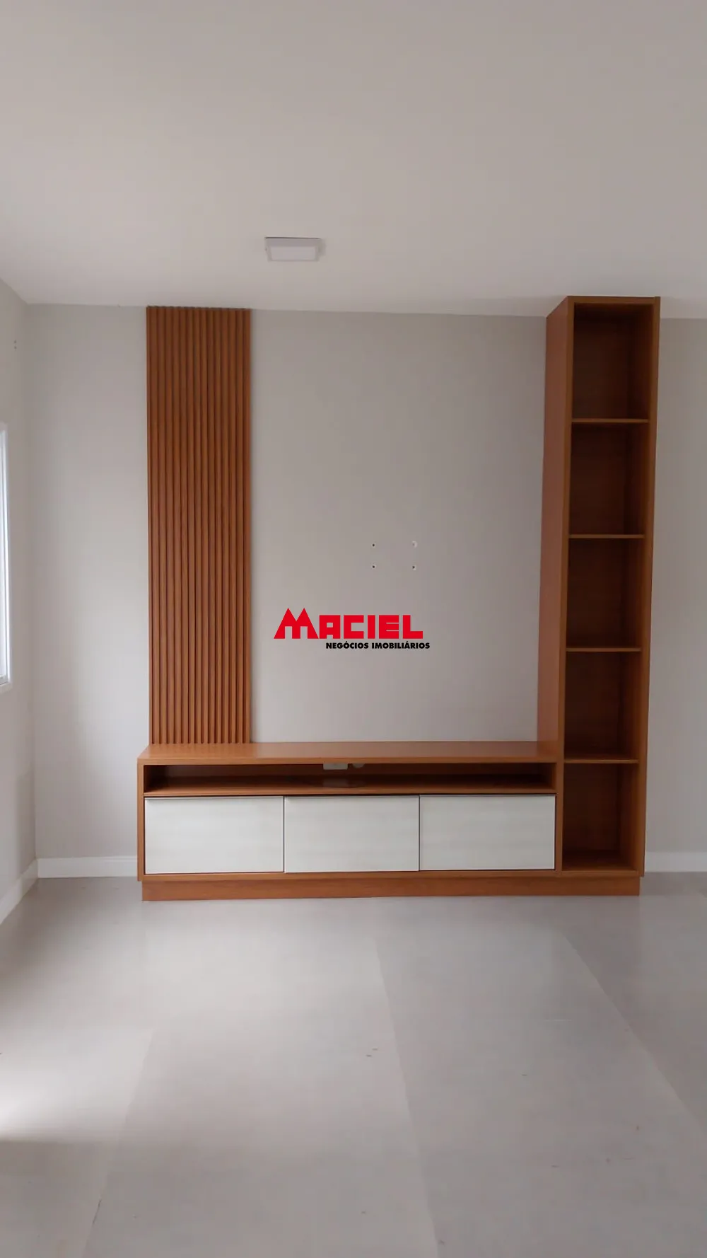 Alugar Casa / Sobrado em S&atilde;o Jos&eacute; dos Campos R$ 2.200,00 - Foto 16