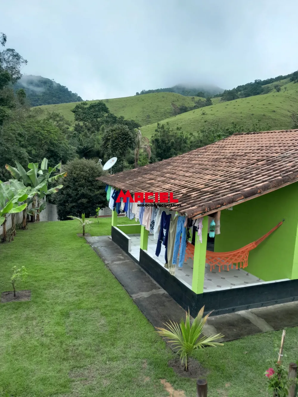 Comprar Casa / Padr&atilde;o em Jambeiro R$ 350.000,00 - Foto 9