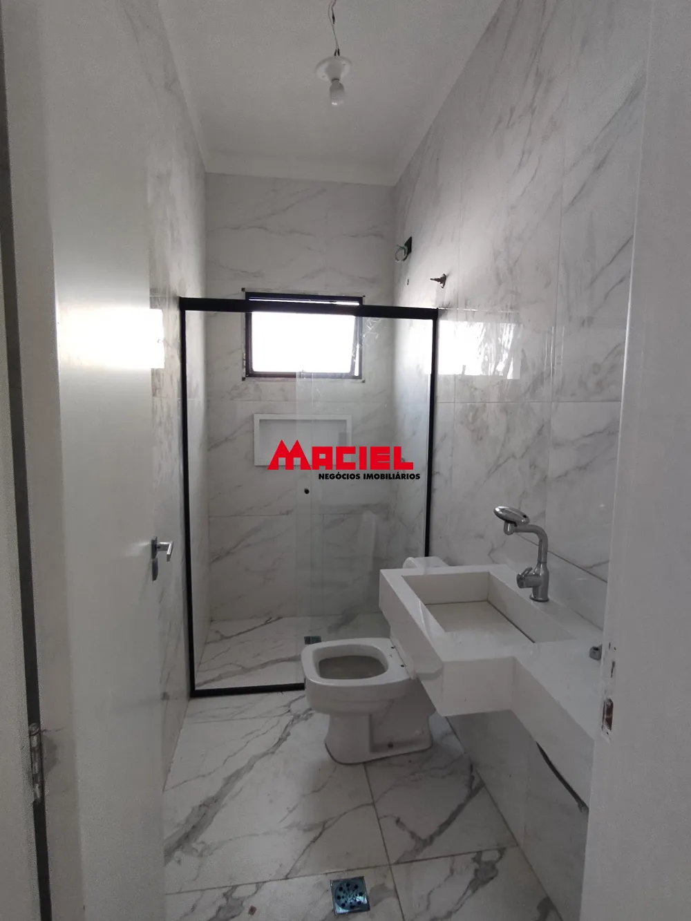 Comprar Casa / Sobrado em S&atilde;o Jos&eacute; dos Campos R$ 885.000,00 - Foto 10