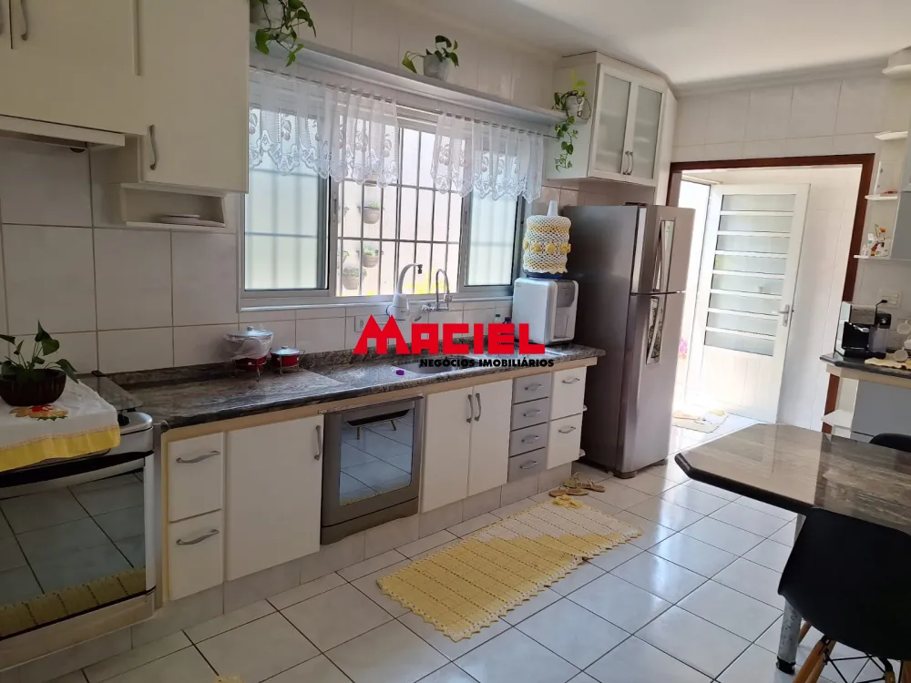 Comprar Casa / Padr&atilde;o em S&atilde;o Jos&eacute; dos Campos R$ 1.300.000,00 - Foto 6