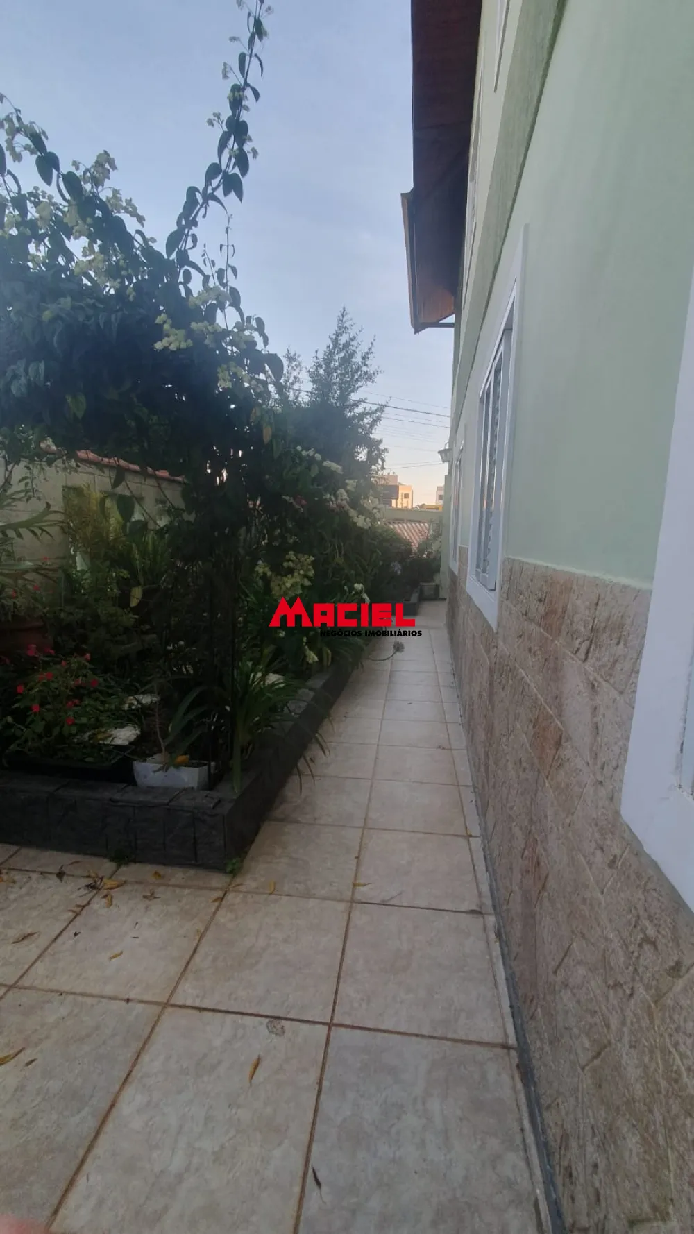 Comprar Casa / Padr&atilde;o em S&atilde;o Jos&eacute; dos Campos R$ 1.320.000,00 - Foto 2