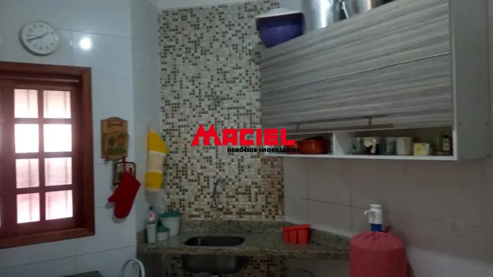 Comprar Casa / Padr&atilde;o em S&atilde;o Jos&eacute; dos Campos R$ 450.000,00 - Foto 9