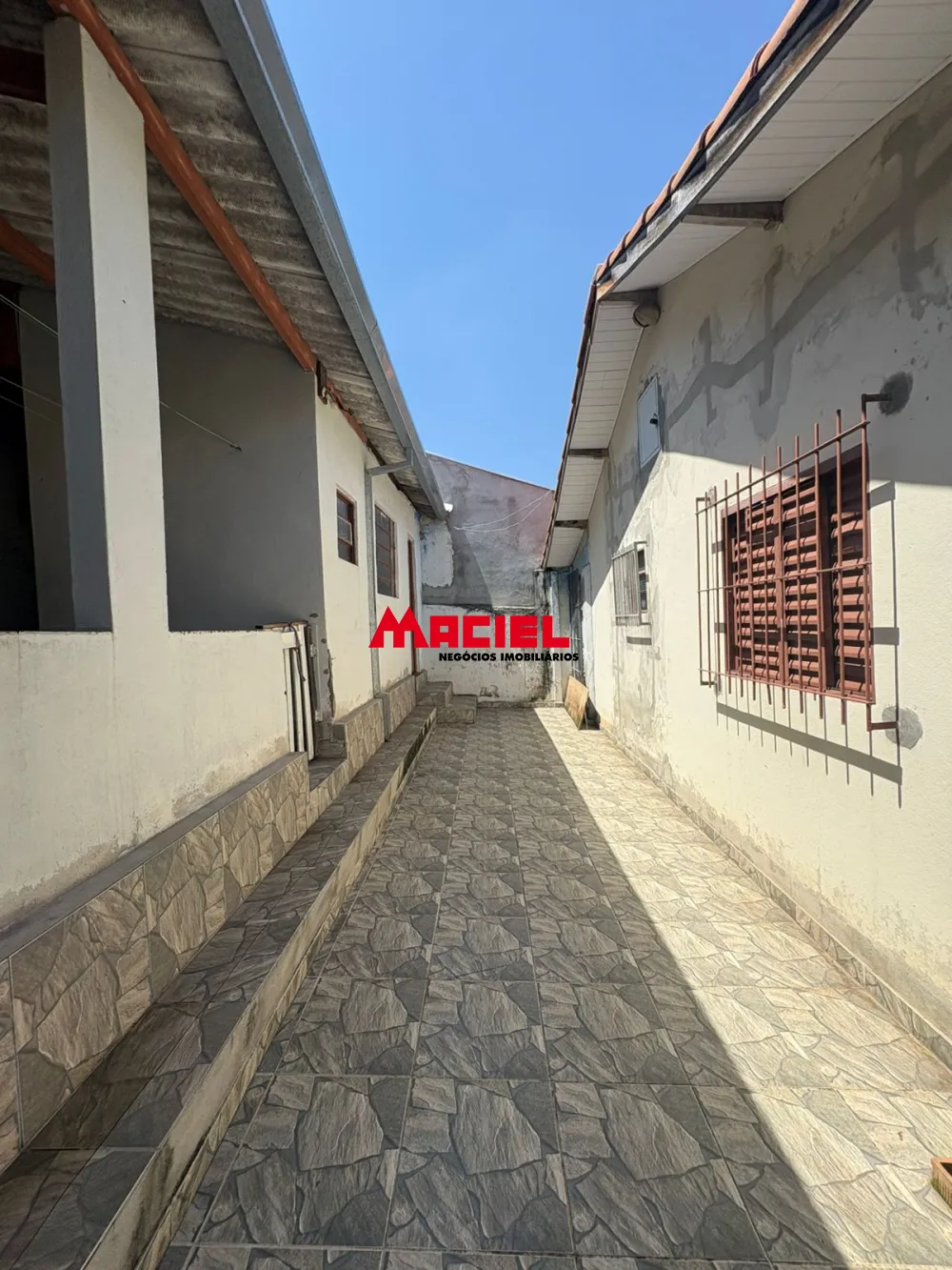 Comprar Casa / Padr&atilde;o em S&atilde;o Jos&eacute; dos Campos R$ 460.000,00 - Foto 1