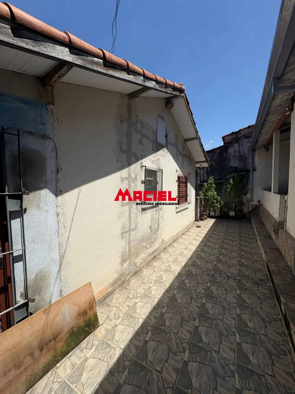 Comprar Casa / Padr&atilde;o em S&atilde;o Jos&eacute; dos Campos R$ 460.000,00 - Foto 2