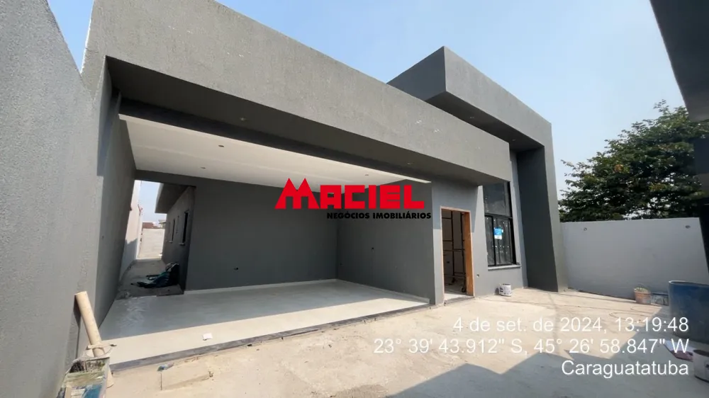 Comprar Casa / Padr&atilde;o em Caraguatatuba R$ 990.000,00 - Foto 1