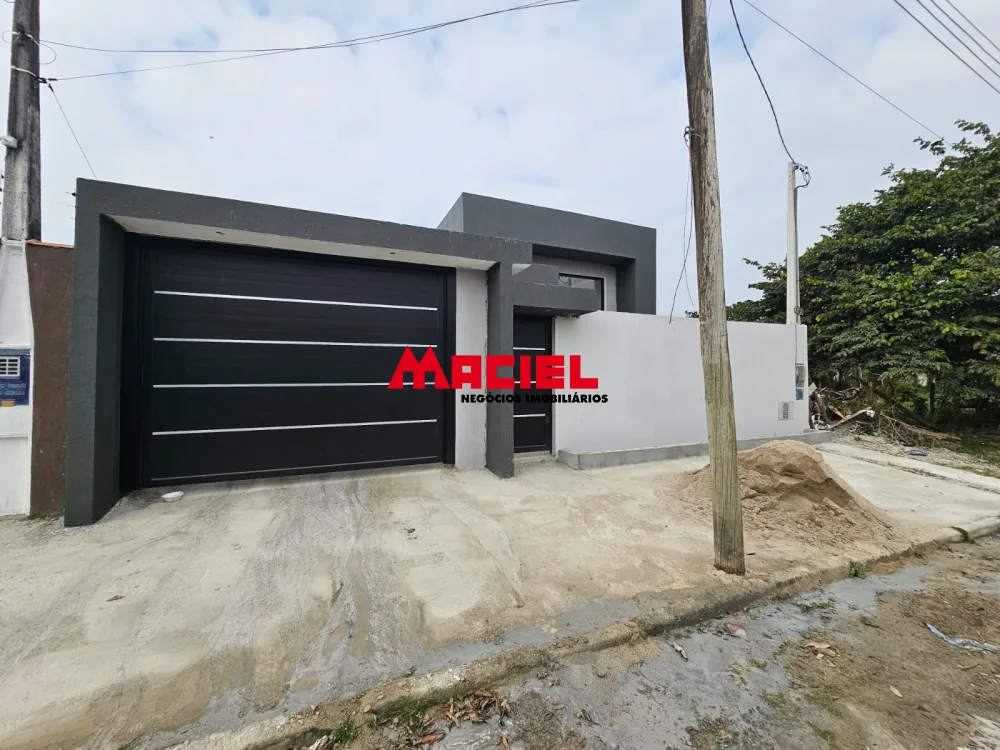 Comprar Casa / Padr&atilde;o em Caraguatatuba R$ 990.000,00 - Foto 2