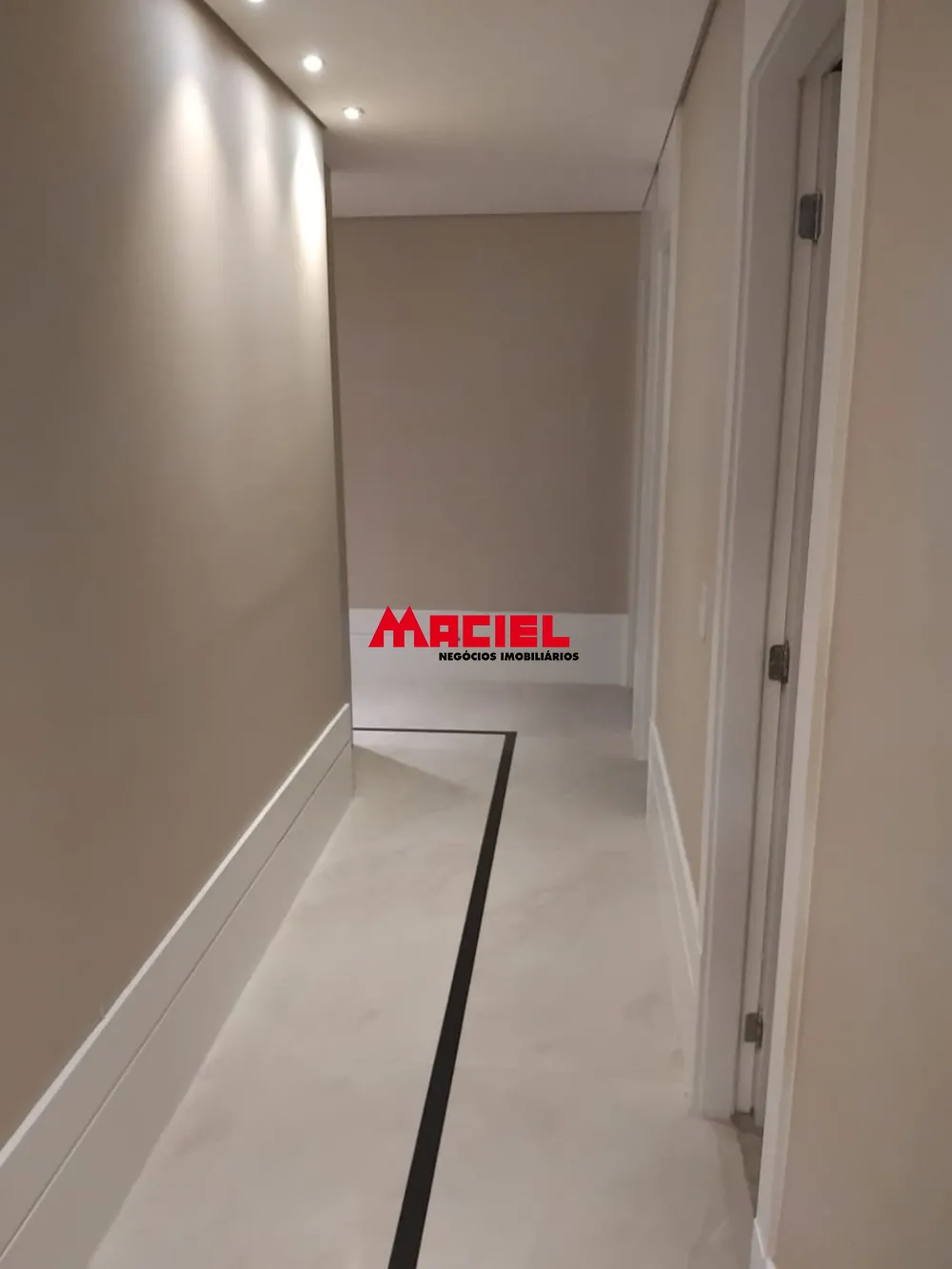 Comprar Apartamento / Padr&atilde;o em S&atilde;o Jos&eacute; dos Campos R$ 4.240.000,00 - Foto 7