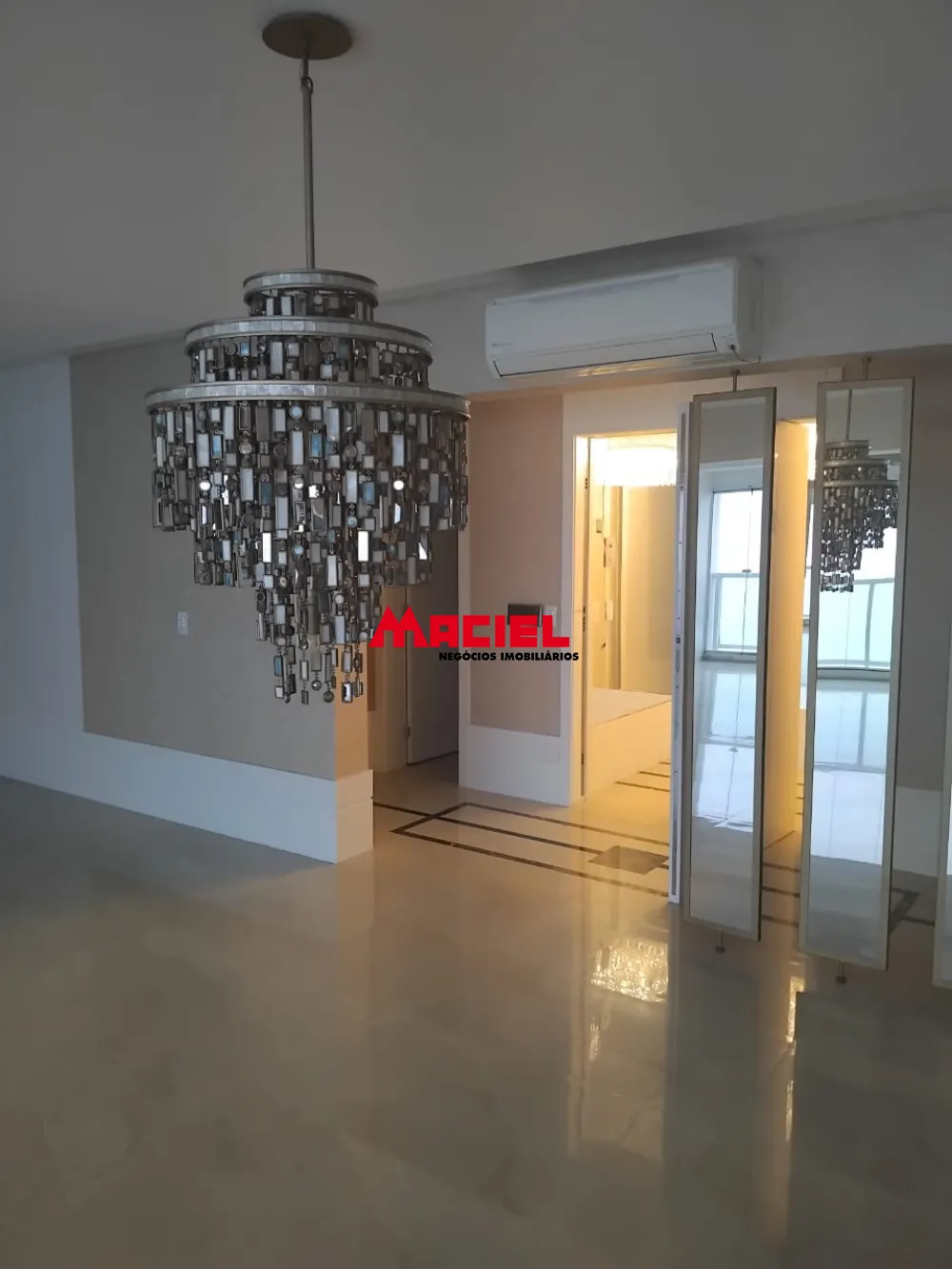 Comprar Apartamento / Padr&atilde;o em S&atilde;o Jos&eacute; dos Campos R$ 4.240.000,00 - Foto 1