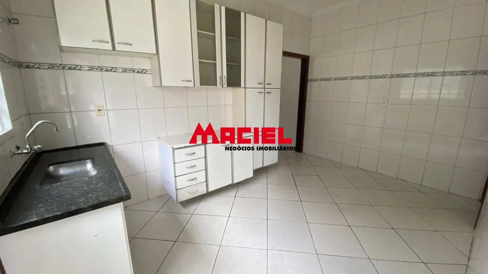 Alugar Casa / Sobrado em S&atilde;o Jos&eacute; dos Campos R$ 3.600,00 - Foto 9