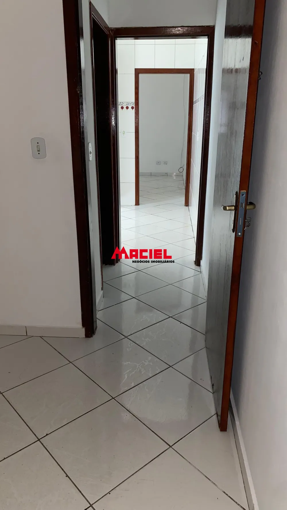 Alugar Casa / Sobrado em S&atilde;o Jos&eacute; dos Campos R$ 3.600,00 - Foto 13