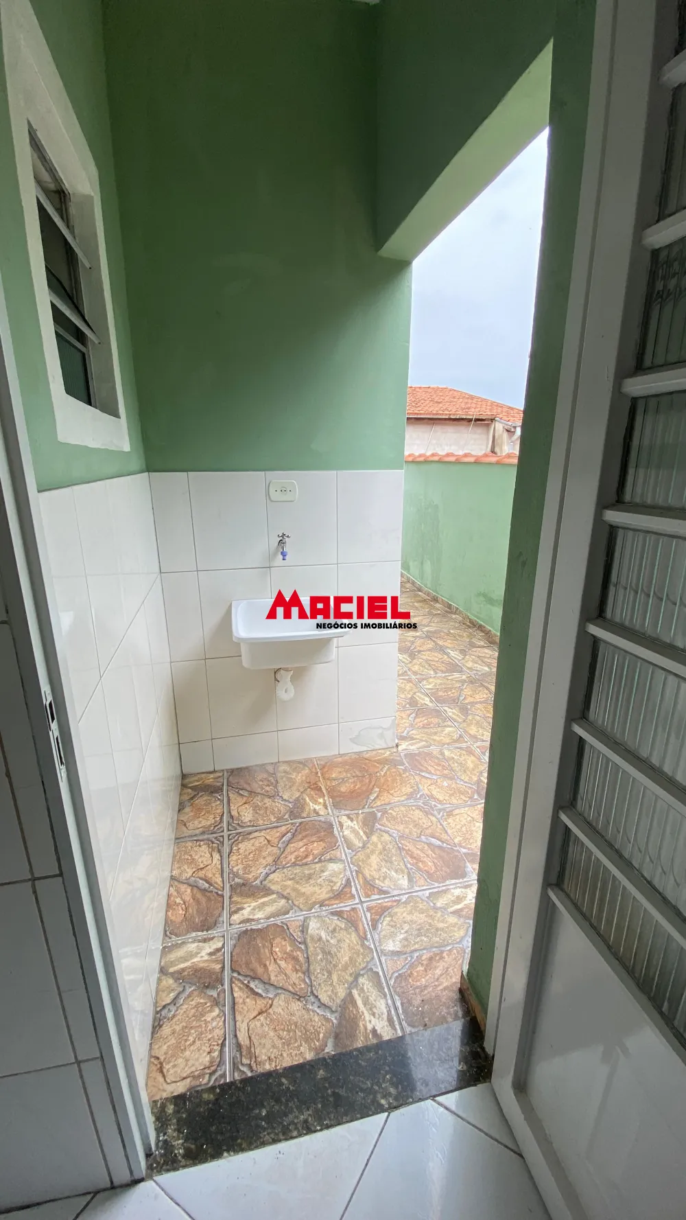 Alugar Casa / Sobrado em S&atilde;o Jos&eacute; dos Campos R$ 3.600,00 - Foto 14