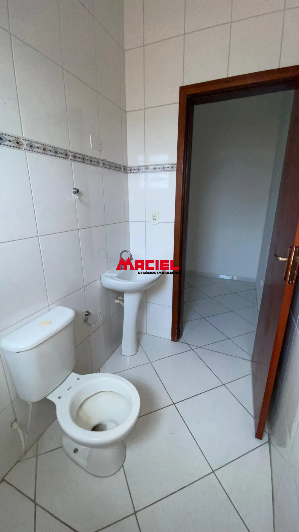 Alugar Casa / Sobrado em S&atilde;o Jos&eacute; dos Campos R$ 3.600,00 - Foto 23