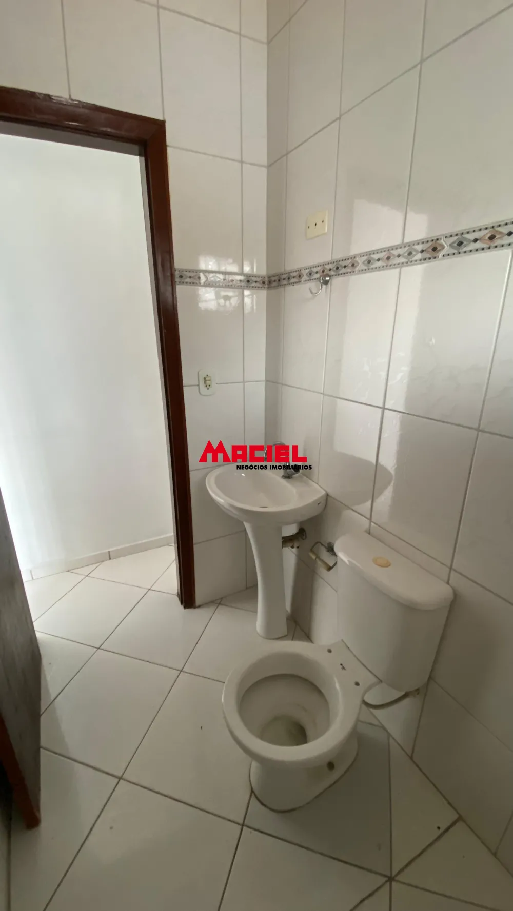 Alugar Casa / Sobrado em S&atilde;o Jos&eacute; dos Campos R$ 3.600,00 - Foto 26