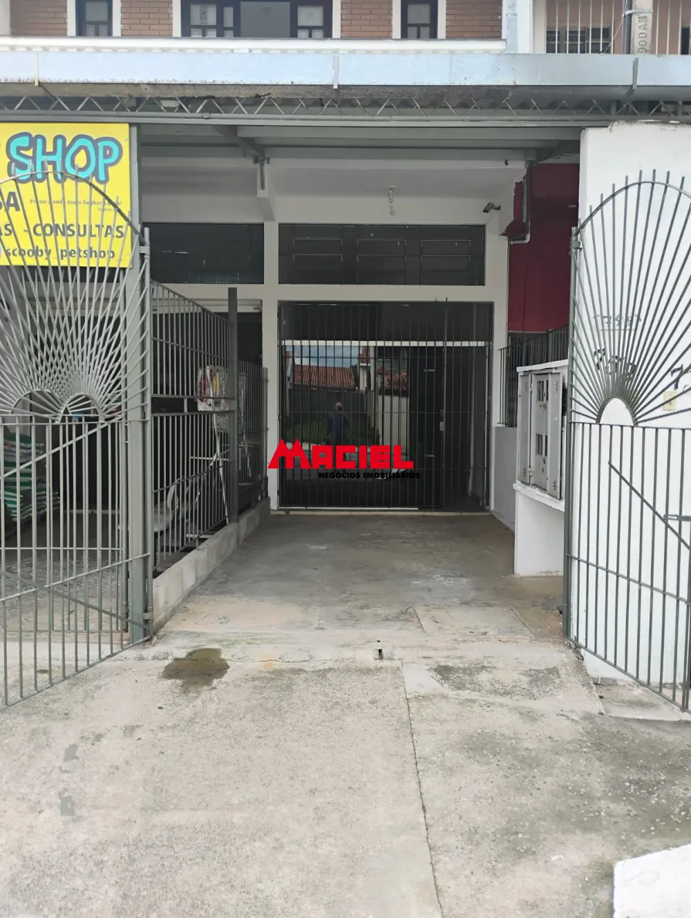 Alugar Casa / Sobrado em S&atilde;o Jos&eacute; dos Campos R$ 2.500,00 - Foto 1