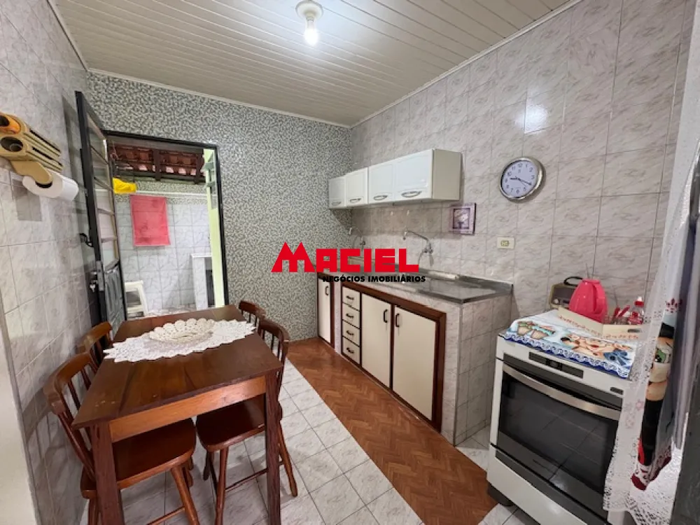 Comprar Casa / Padr&atilde;o em S&atilde;o Jos&eacute; dos Campos R$ 750.000,00 - Foto 8