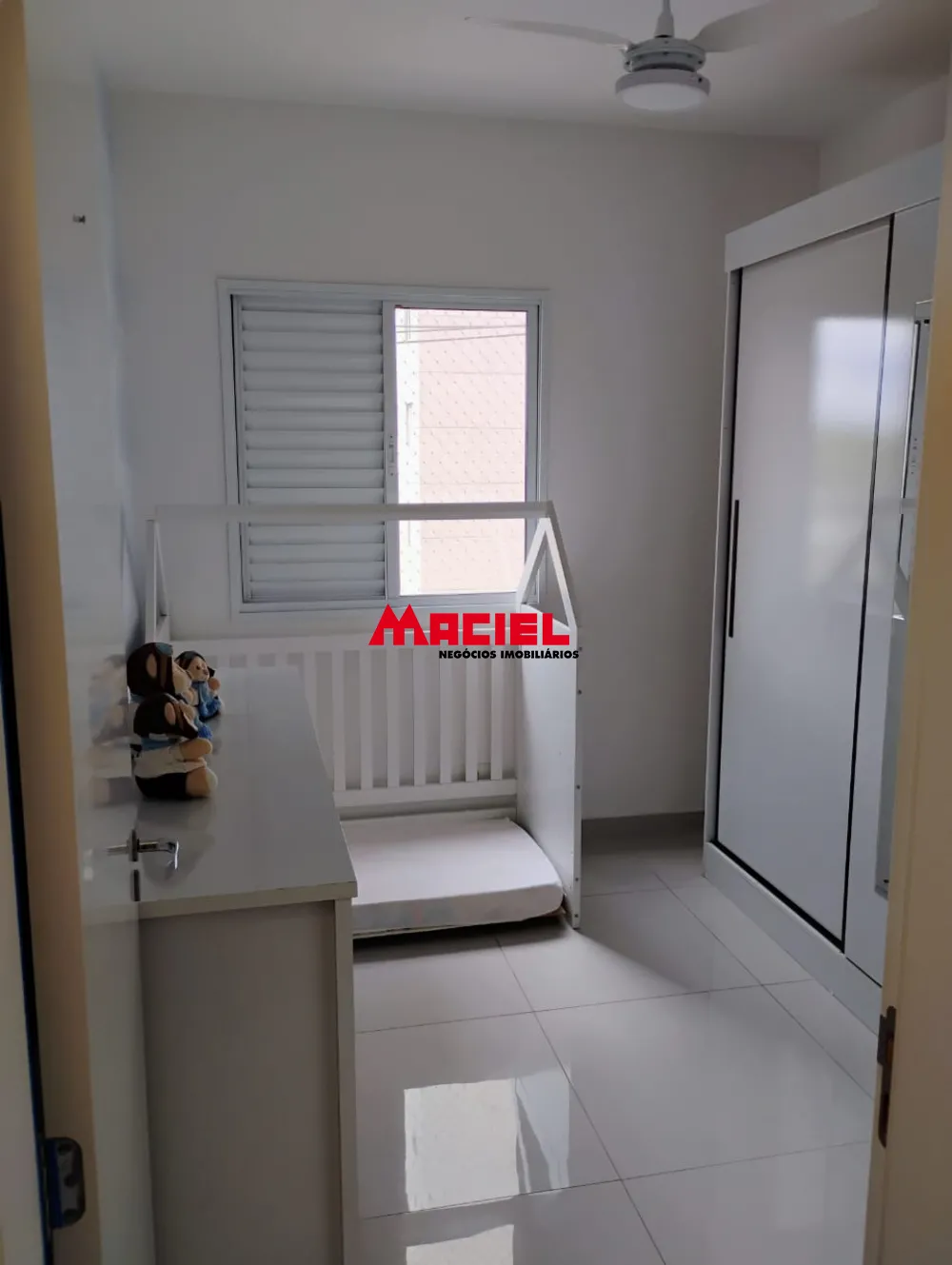 Alugar Apartamento / Padr&atilde;o em Jacare&iacute; R$ 2.900,00 - Foto 1