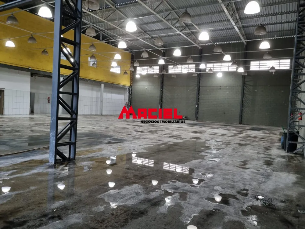 Alugar Comercial / Galp&atilde;o em Trememb&eacute; R$ 16.600,00 - Foto 7