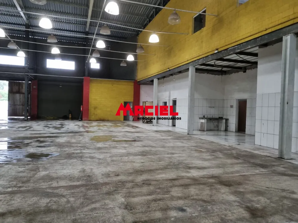 Alugar Comercial / Galp&atilde;o em Trememb&eacute; R$ 16.600,00 - Foto 6