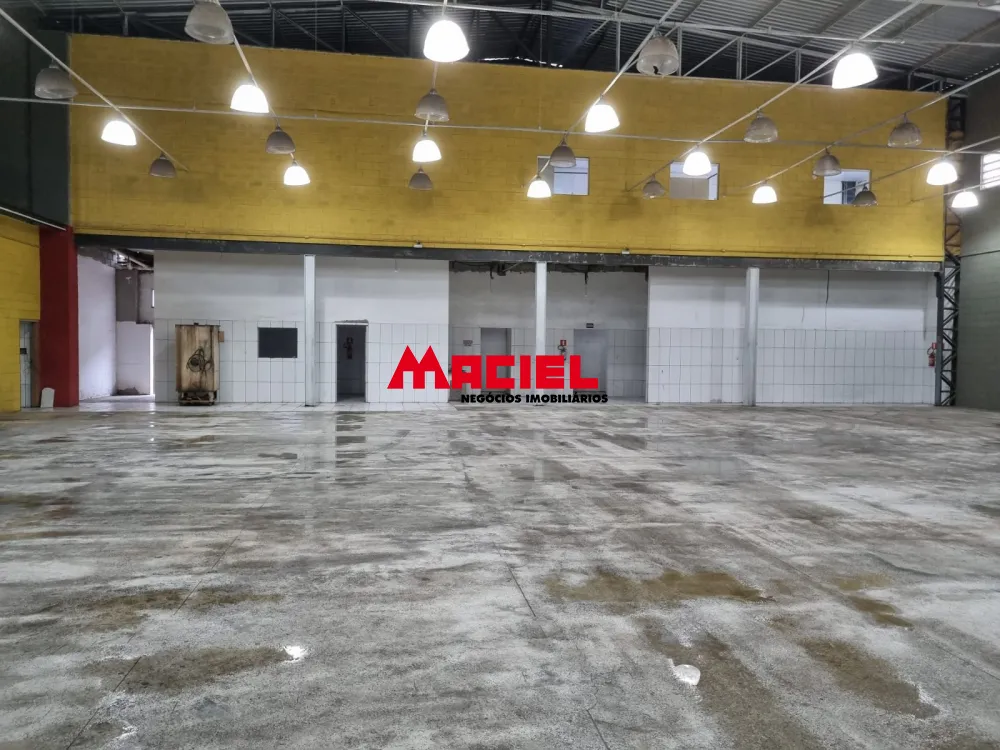 Alugar Comercial / Galp&atilde;o em Trememb&eacute; R$ 16.600,00 - Foto 5
