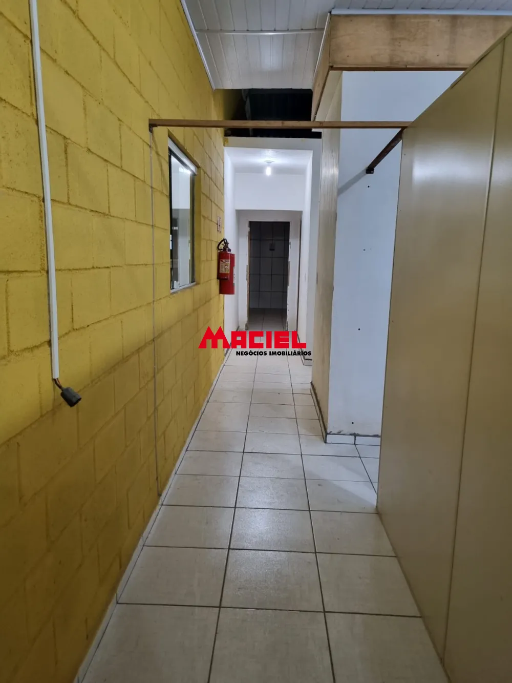 Alugar Comercial / Galp&atilde;o em Trememb&eacute; R$ 16.600,00 - Foto 42