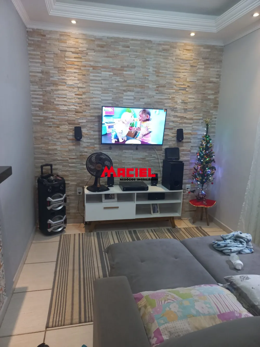 Comprar Casa / Padr&atilde;o em S&atilde;o Jos&eacute; dos Campos R$ 457.500,00 - Foto 3