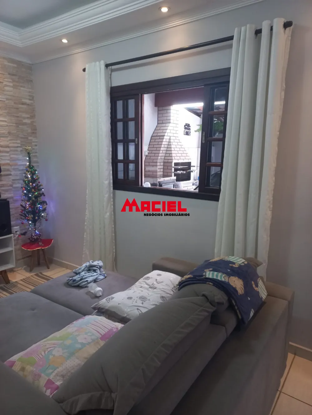 Comprar Casa / Padr&atilde;o em S&atilde;o Jos&eacute; dos Campos R$ 457.500,00 - Foto 4