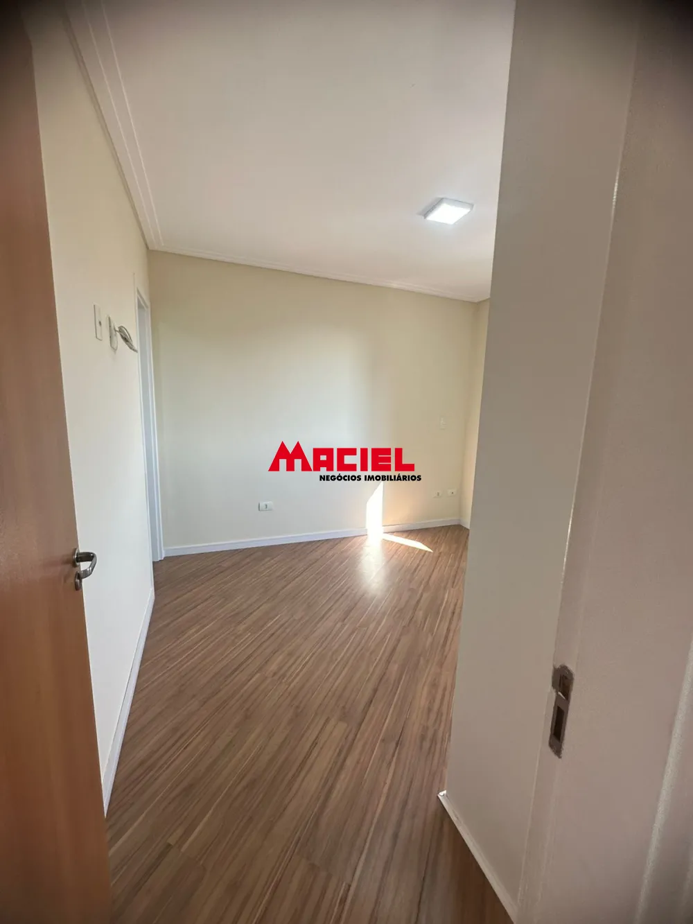 Comprar Apartamento / Padr&atilde;o em S&atilde;o Jos&eacute; dos Campos R$ 430.000,00 - Foto 1