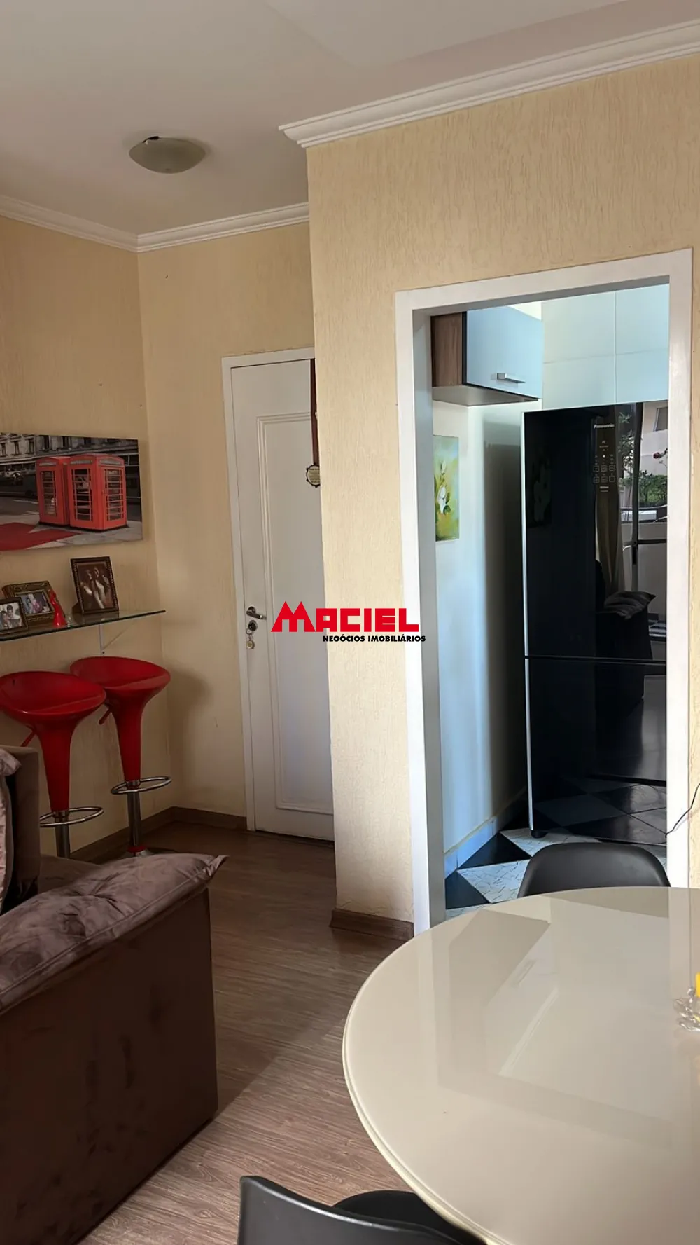 Comprar Apartamento / Padr&atilde;o em S&atilde;o Jos&eacute; dos Campos R$ 350.000,00 - Foto 4