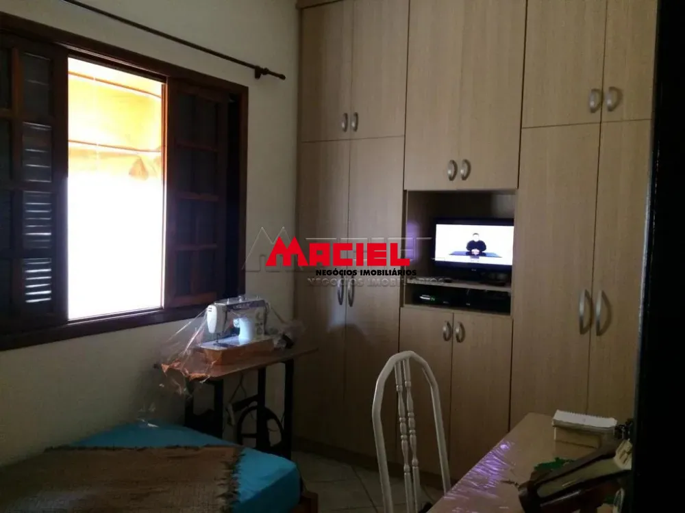 Alugar Casa / Sobrado em S&atilde;o Jos&eacute; dos Campos R$ 4.800,00 - Foto 13