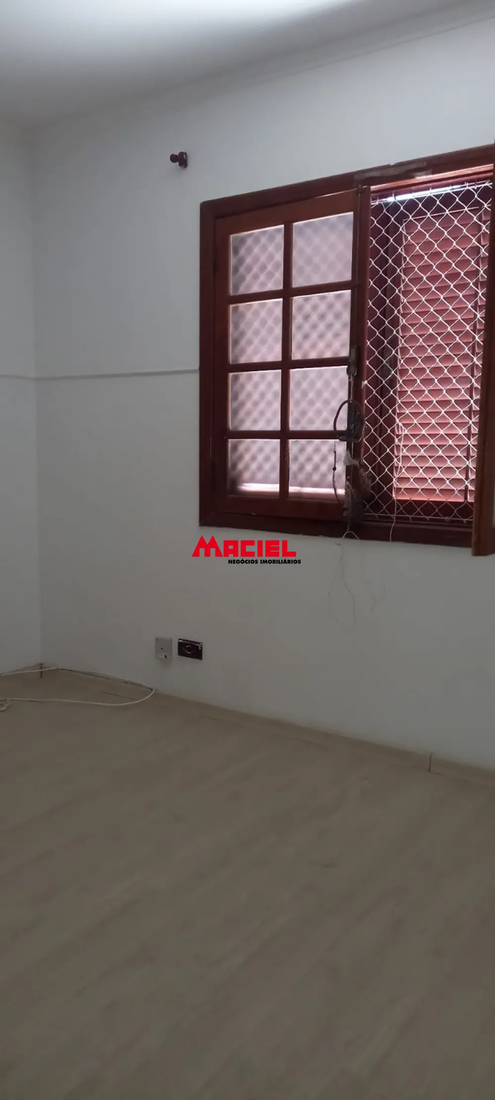 Alugar Casa / Padr&atilde;o em S&atilde;o Jos&eacute; dos Campos R$ 4.600,00 - Foto 30