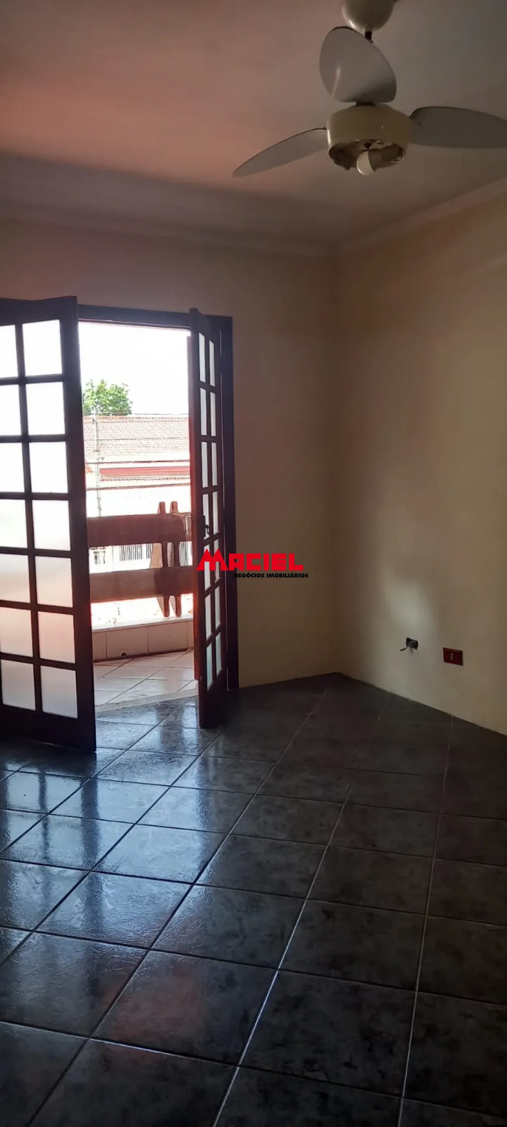 Alugar Casa / Padr&atilde;o em S&atilde;o Jos&eacute; dos Campos R$ 4.600,00 - Foto 40