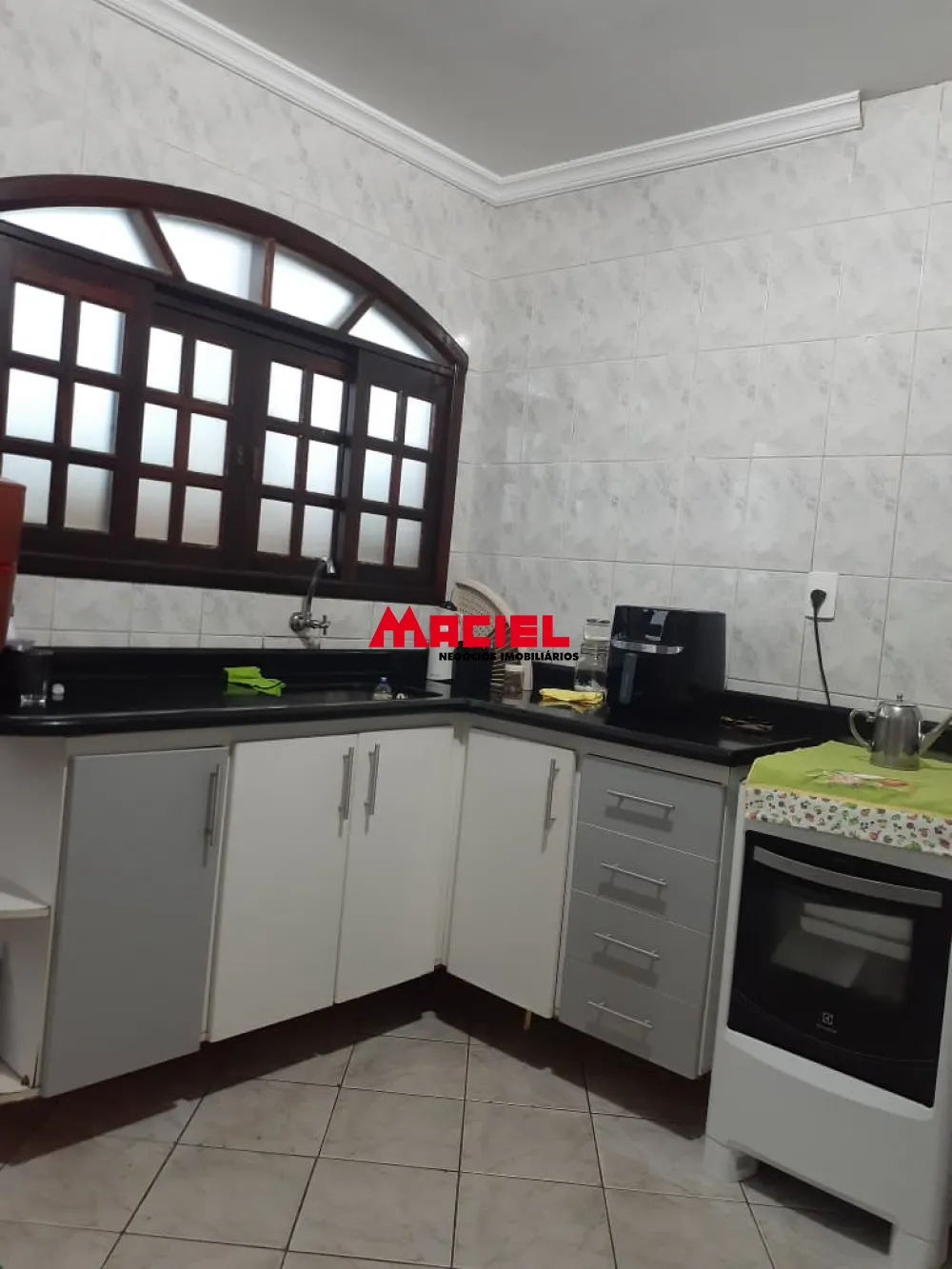 Alugar Casa / Padr&atilde;o em S&atilde;o Jos&eacute; dos Campos R$ 3.000,00 - Foto 3