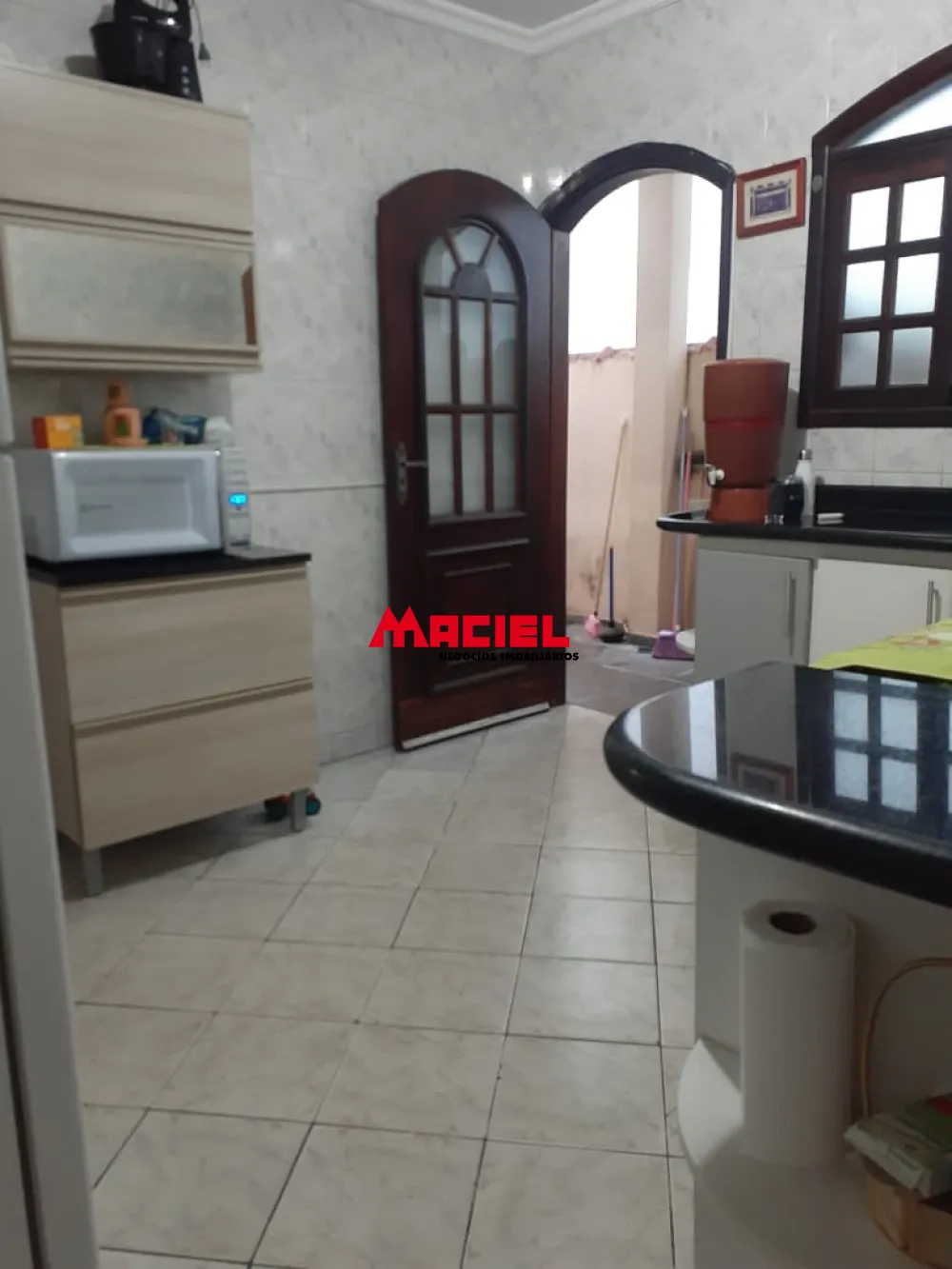 Alugar Casa / Padr&atilde;o em S&atilde;o Jos&eacute; dos Campos R$ 3.000,00 - Foto 4