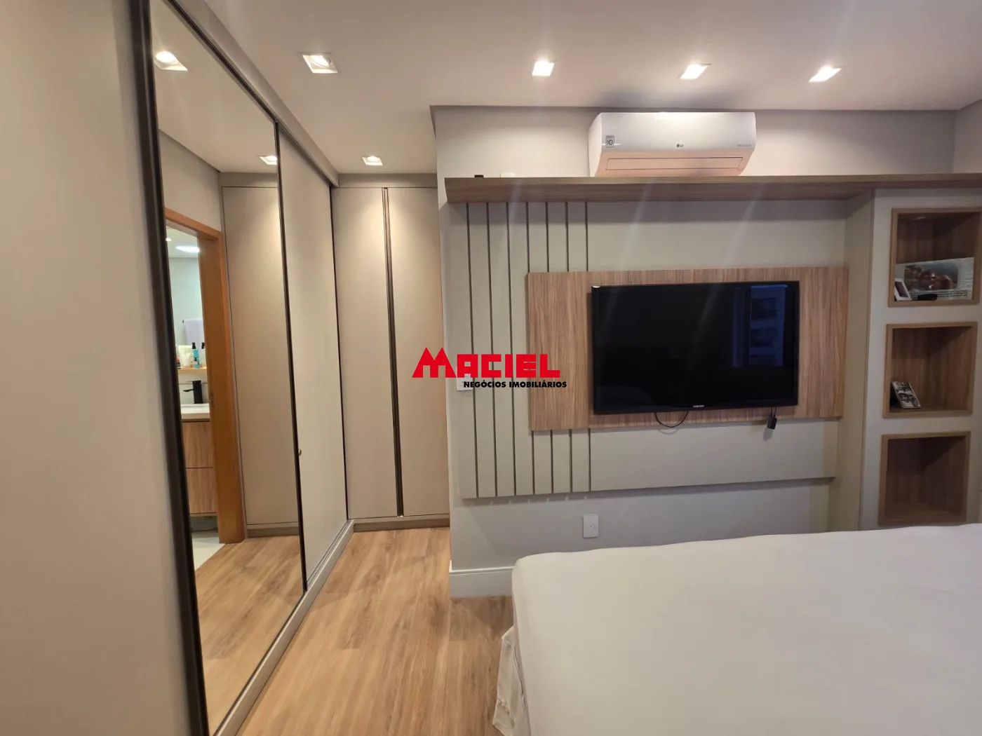 Comprar Apartamento / Padr&atilde;o em S&atilde;o Jos&eacute; dos Campos R$ 1.500.000,00 - Foto 11