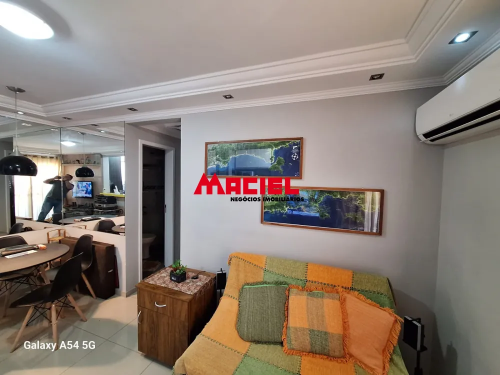 Comprar Apartamento / Padr&atilde;o em S&atilde;o Jos&eacute; dos Campos R$ 355.000,00 - Foto 3