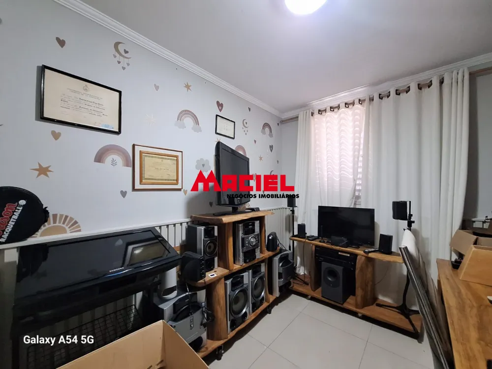 Comprar Apartamento / Padr&atilde;o em S&atilde;o Jos&eacute; dos Campos R$ 355.000,00 - Foto 14