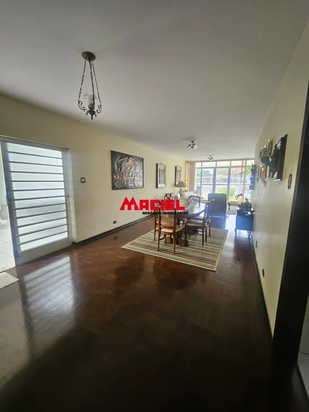 Alugar Casa / Padr&atilde;o em S&atilde;o Jos&eacute; dos Campos R$ 15.000,00 - Foto 2