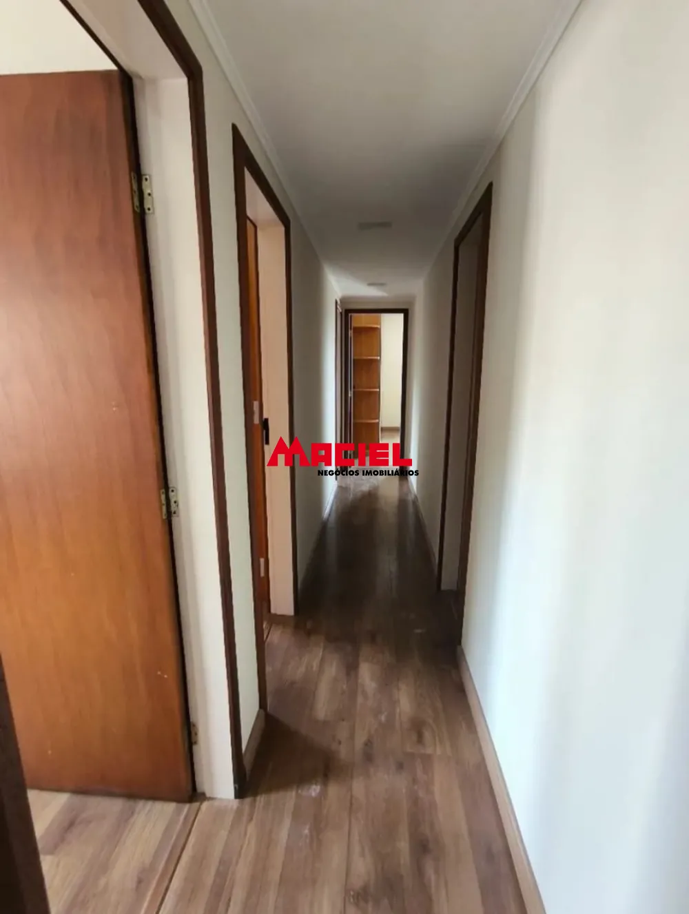 Alugar Apartamento / Padr&atilde;o em S&atilde;o Jos&eacute; dos Campos R$ 5.500,00 - Foto 12
