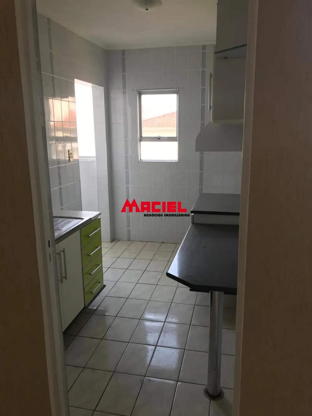 Alugar Apartamento / Padr&atilde;o em Jacare&iacute; R$ 1.100,00 - Foto 4