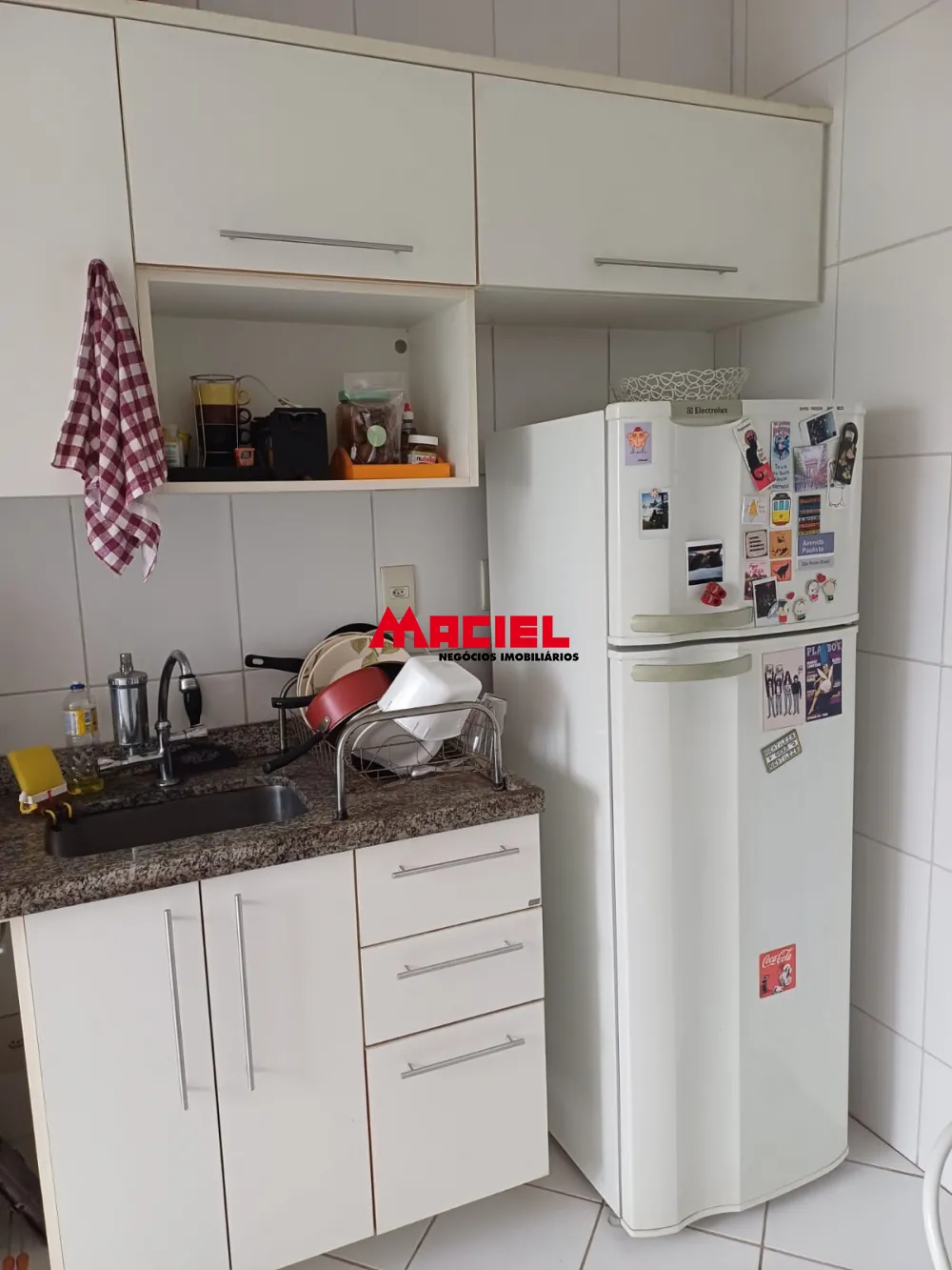 Comprar Apartamento / Padr&atilde;o em S&atilde;o Jos&eacute; dos Campos R$ 380.000,00 - Foto 4