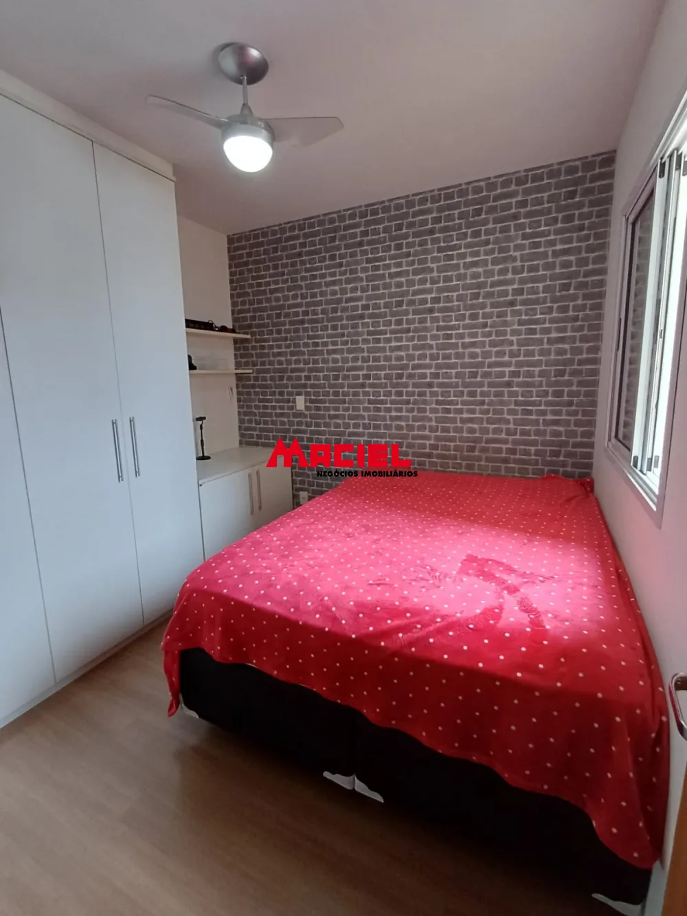 Comprar Apartamento / Padr&atilde;o em S&atilde;o Jos&eacute; dos Campos R$ 380.000,00 - Foto 10
