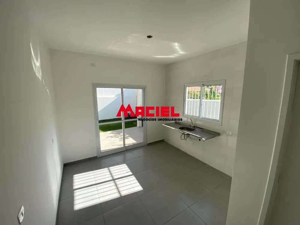 Comprar Casa / Sobrado em S&atilde;o Jos&eacute; dos Campos R$ 850.000,00 - Foto 3