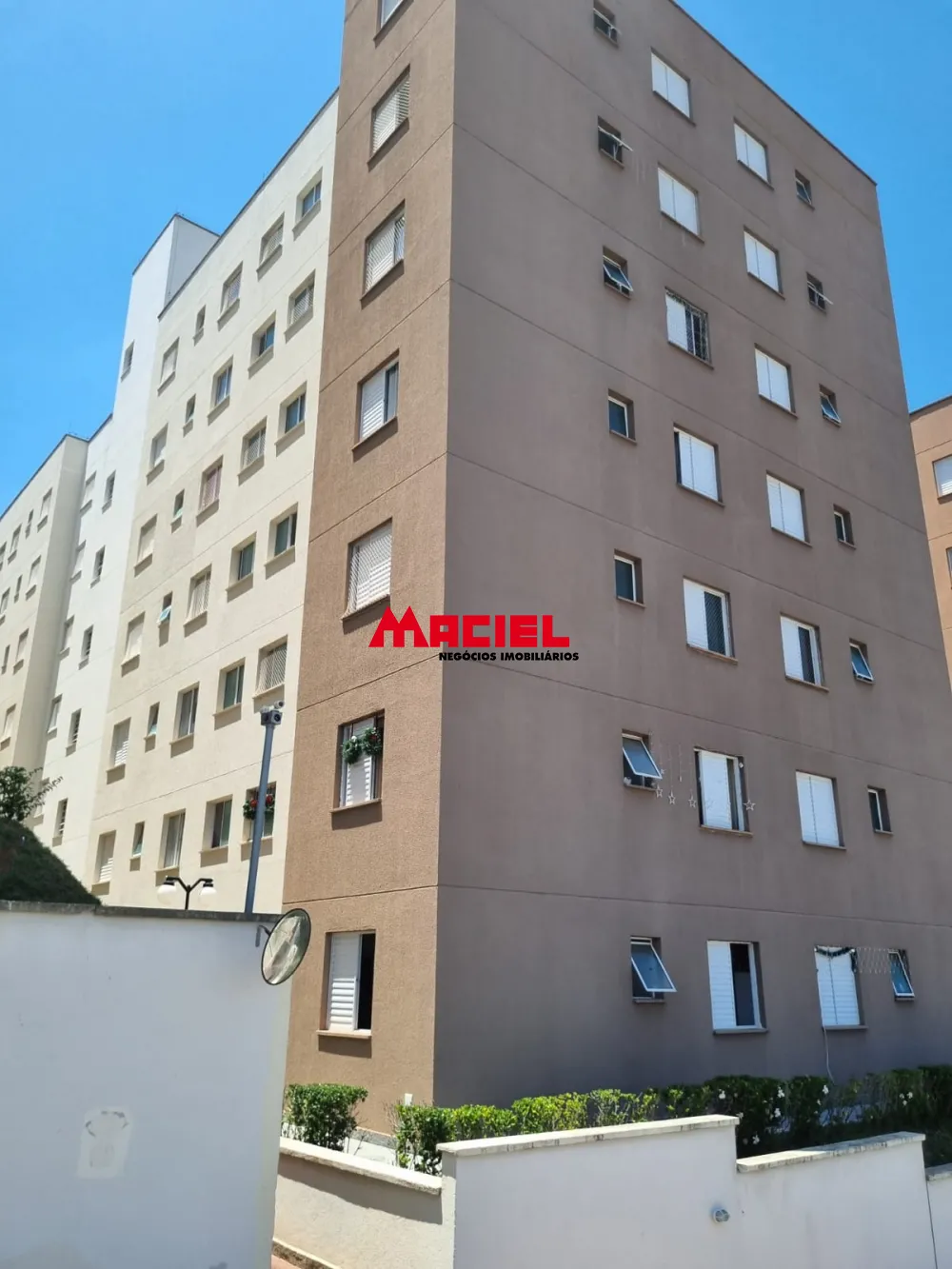 Alugar Apartamento / Padr&atilde;o em S&atilde;o Jos&eacute; dos Campos R$ 1.350,00 - Foto 1