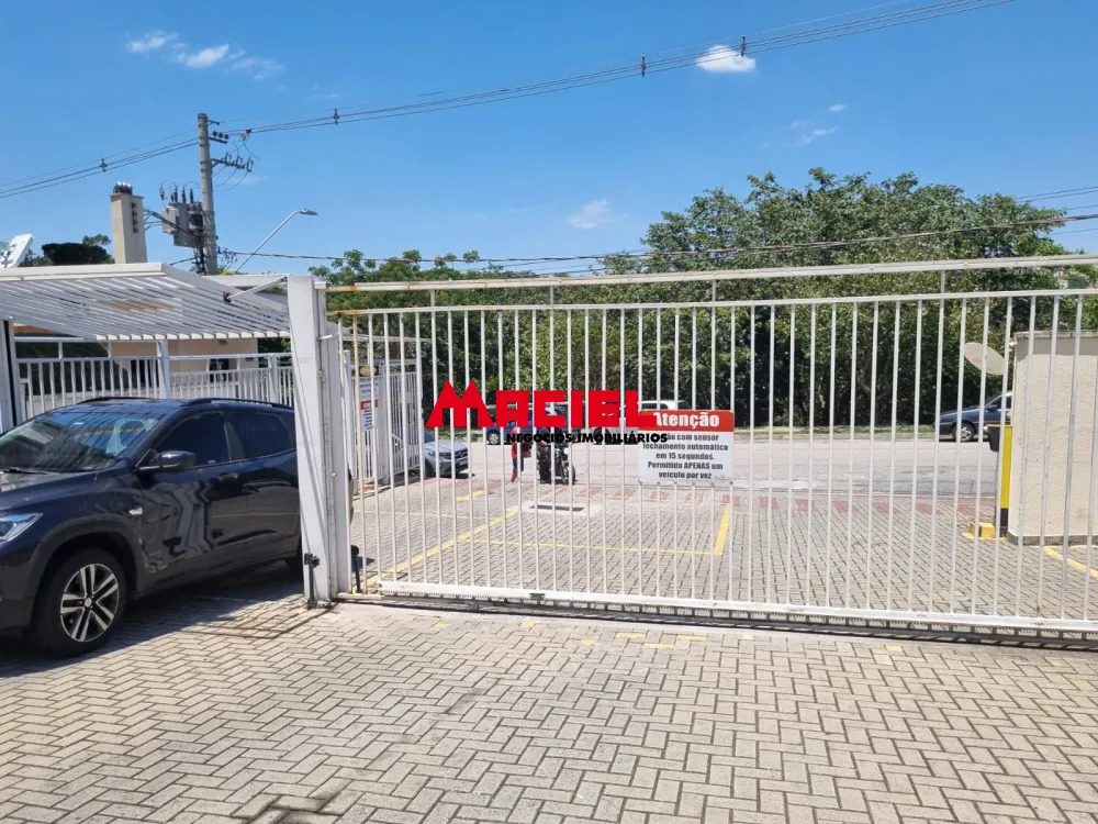Alugar Apartamento / Padr&atilde;o em S&atilde;o Jos&eacute; dos Campos R$ 1.350,00 - Foto 2