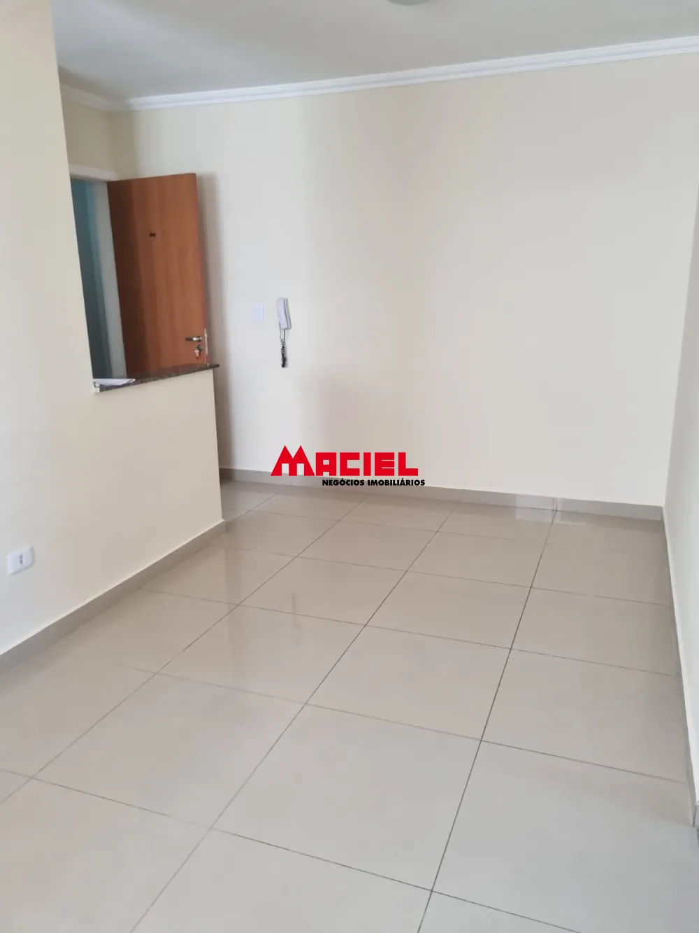 Alugar Apartamento / Padr&atilde;o em S&atilde;o Jos&eacute; dos Campos R$ 1.350,00 - Foto 14