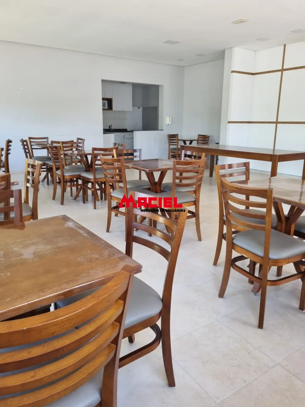 Alugar Apartamento / Padr&atilde;o em S&atilde;o Jos&eacute; dos Campos R$ 1.350,00 - Foto 37